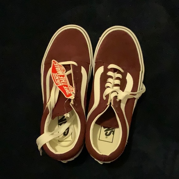 Vans - Picture 2 of 4